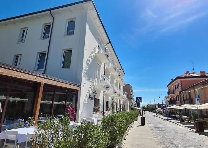 Borgomare E Colazioni Cervia