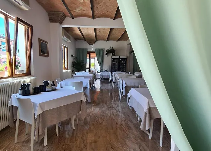 Borgomare E Colazioni Bed & Breakfast *