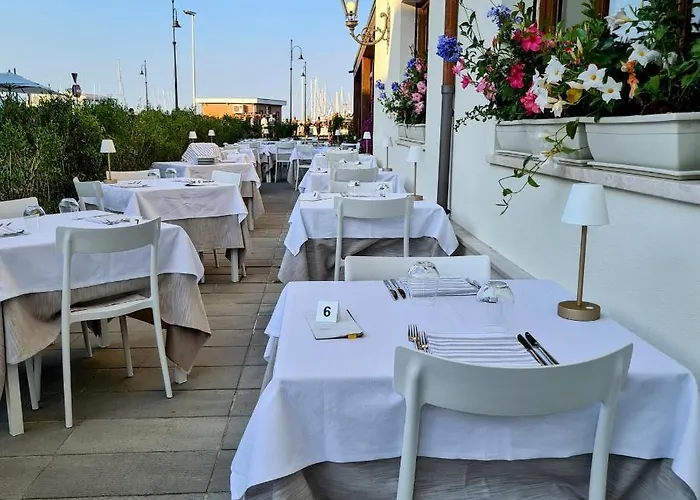 Borgomare E Colazioni Bed & Breakfast *