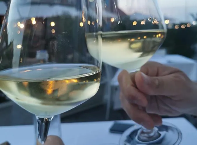 Borgomare E Colazioni * 체르비아