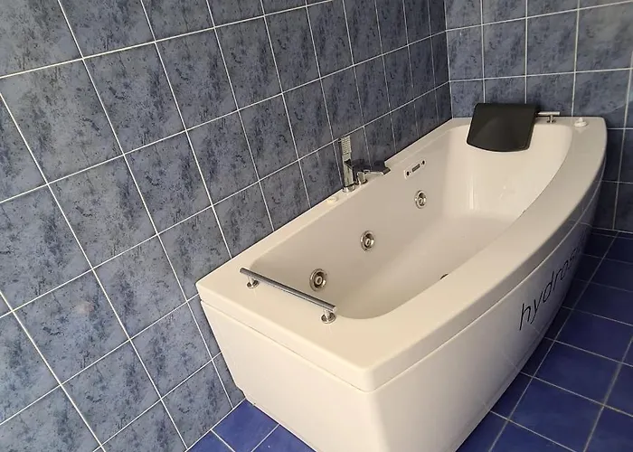 Borgomare E Colazioni *